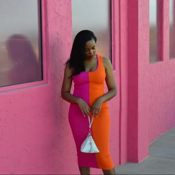 Color Block Ribbed Midi Dress - Picture 7 of 8